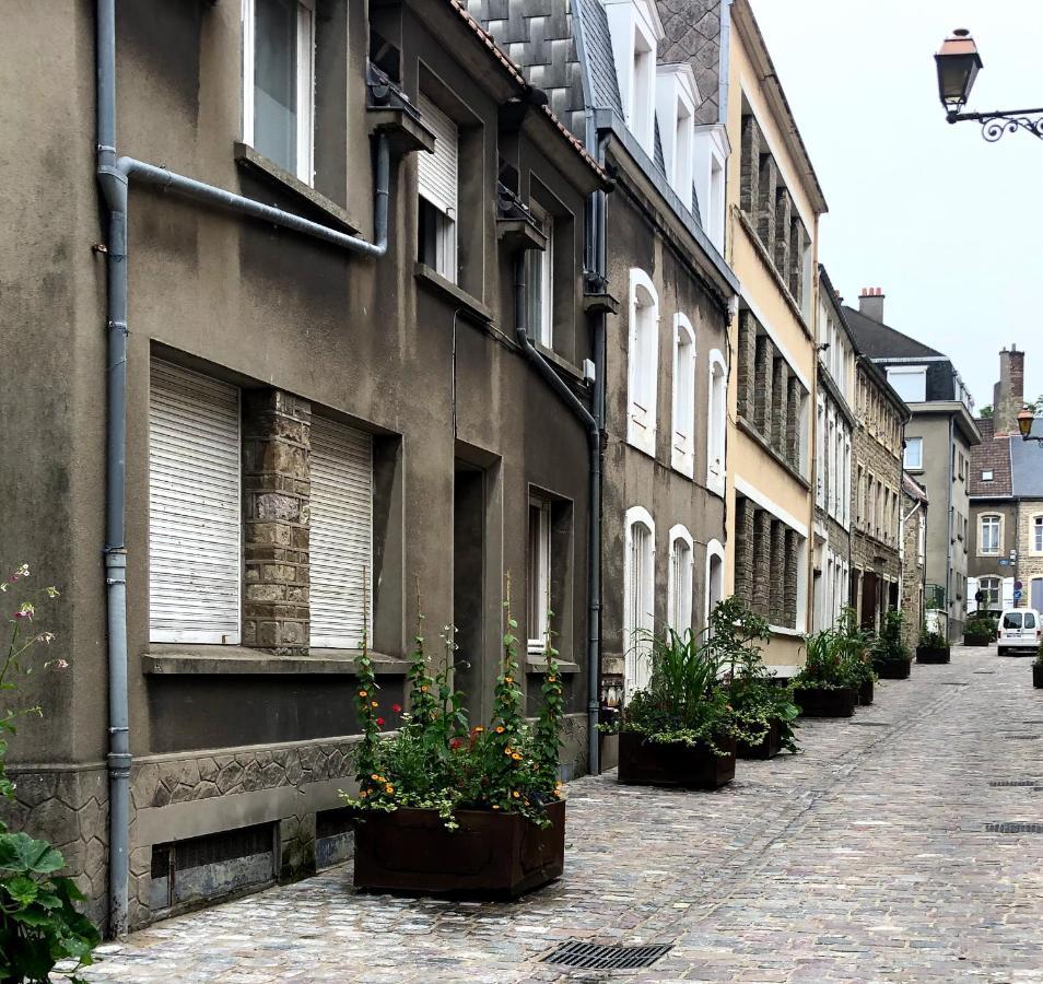 Lumineux T2 Vieille Ville 3Pers Parking Gratuit - By La Source D'Orfee Boulogne-sur-Mer Buitenkant foto